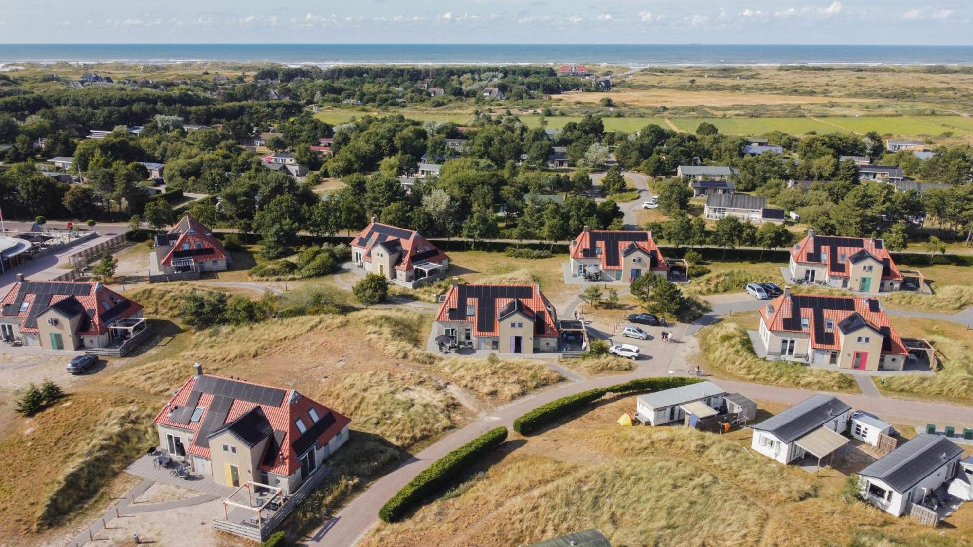 Vakantiepark Klein Vaarwater Бурен Екстериор снимка