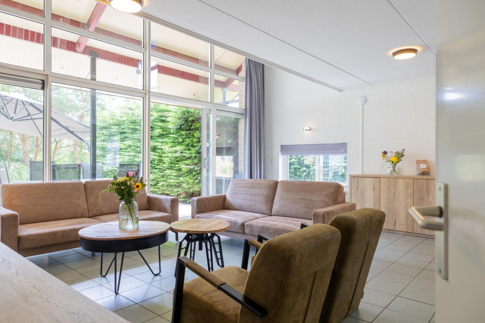 Vakantiepark Klein Vaarwater Бурен Стая снимка