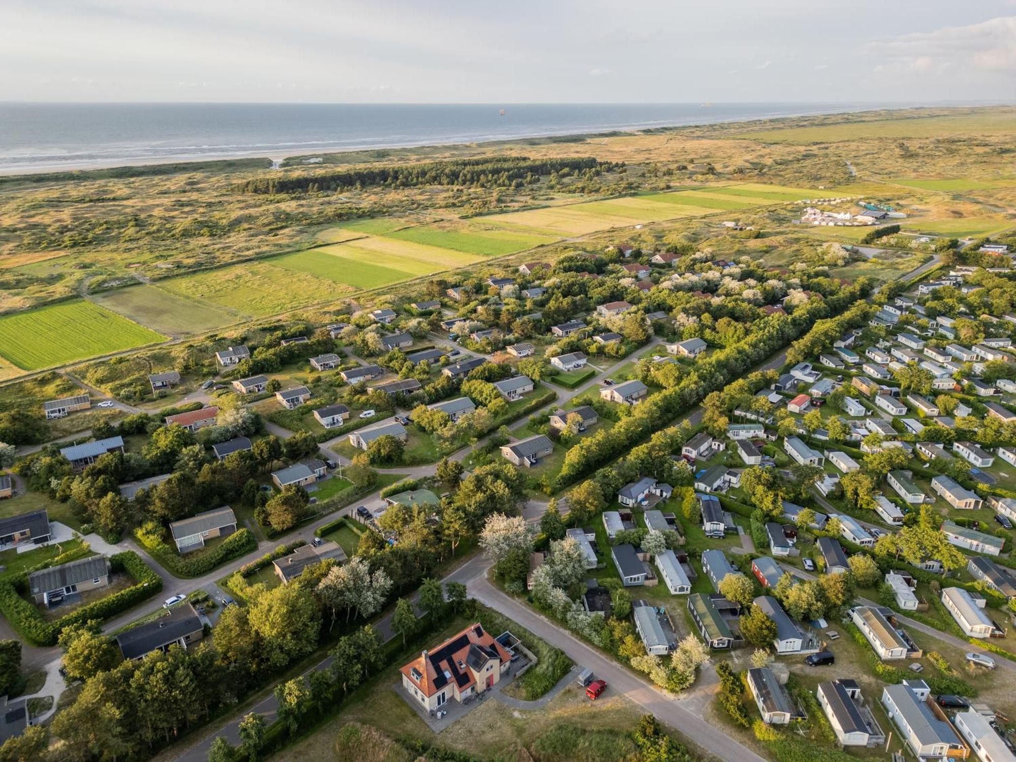 Vakantiepark Klein Vaarwater Бурен Екстериор снимка
