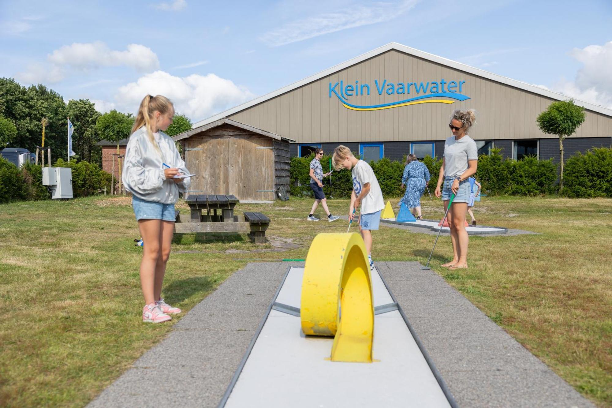 Vakantiepark Klein Vaarwater Бурен Екстериор снимка
